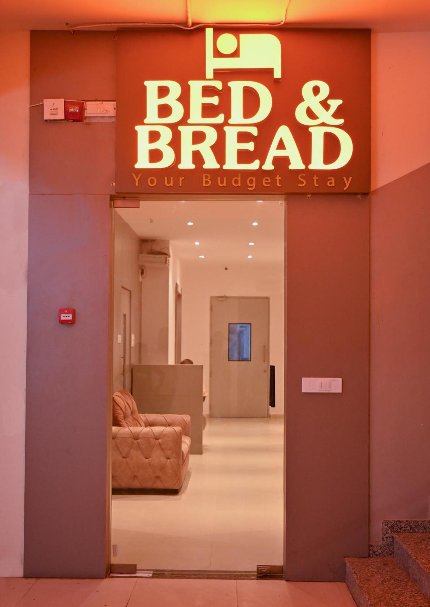 Bharuch Bed & Bread Dormitory מראה חיצוני תמונה