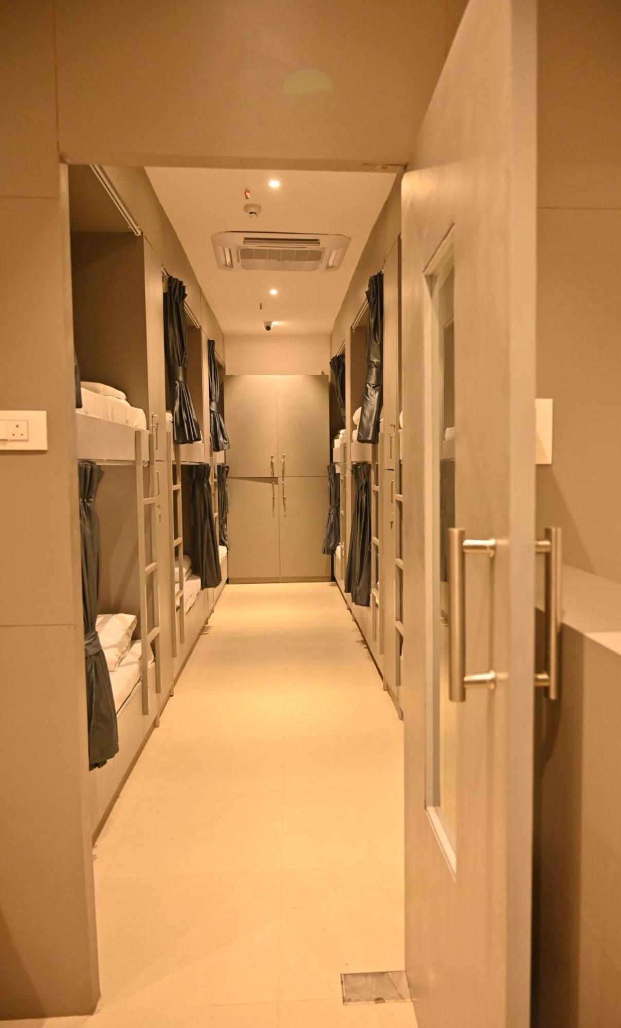 Bharuch Bed & Bread Dormitory מראה חיצוני תמונה